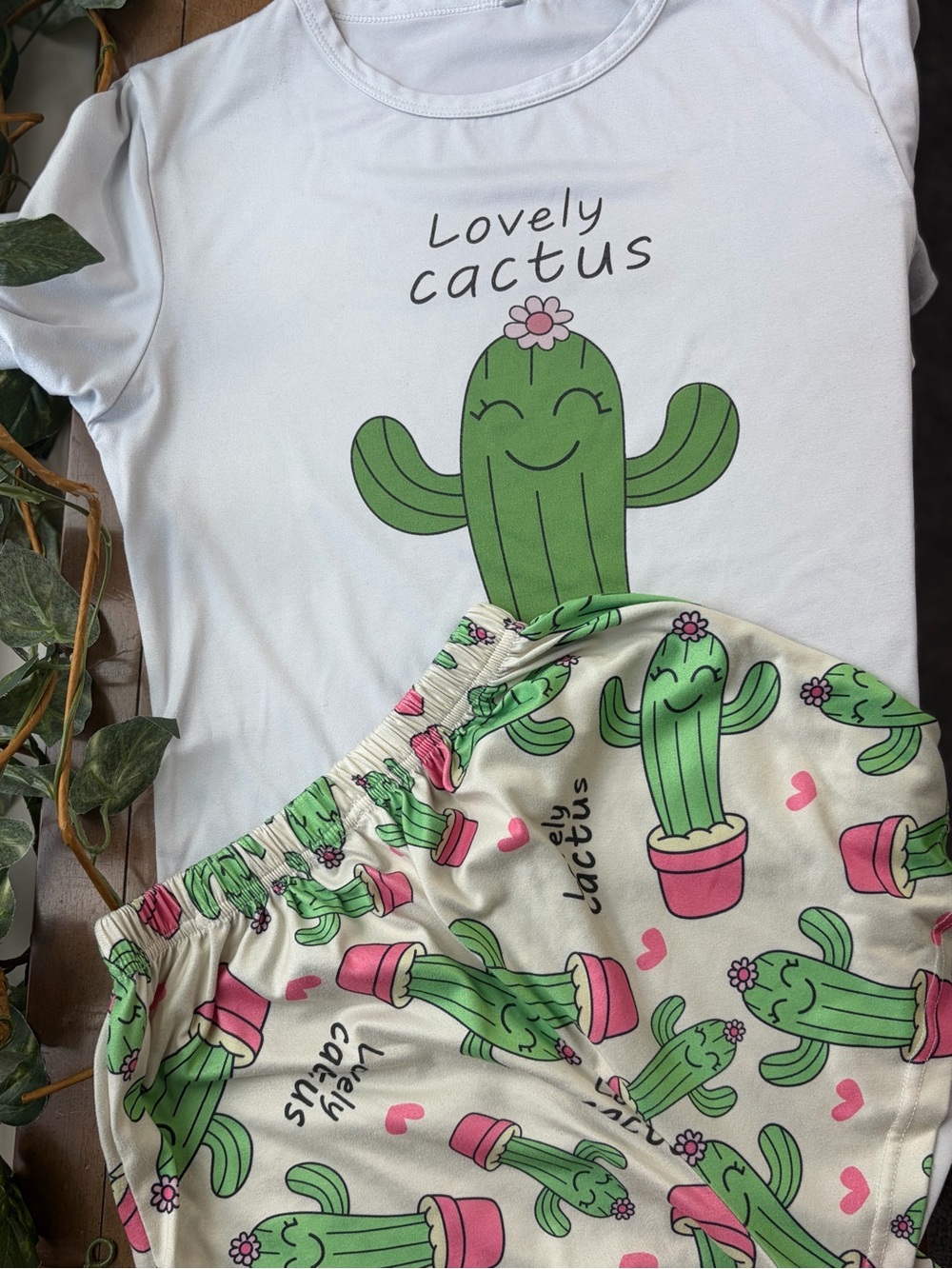 Cactus Pajama Set Medium White Tee Shorts Lounge Sleepwear Set